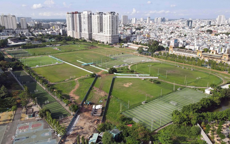 胡志明市改造地标赛马场却无体育场规划