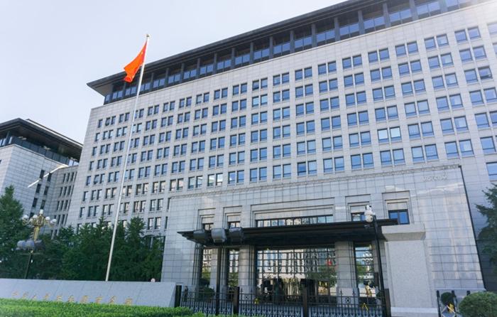 中国商务部回应：美国无端指责中方，背离事实