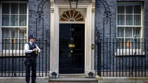Monzo gave account to fake 10 Downing St address