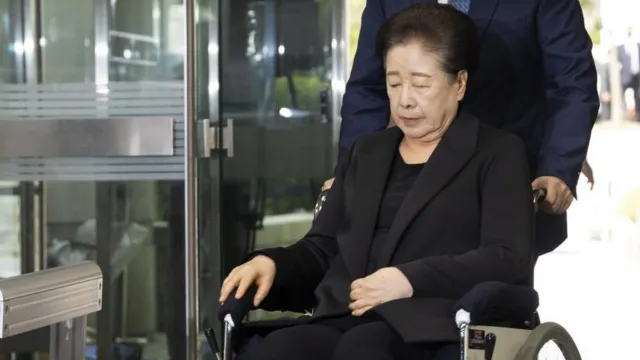 '文麦教'领袖因向韩国前第一夫人送礼而被捕