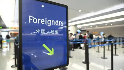 中国推出新科技签证引起印度关注，当地民众不满
