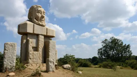 南非就世界著名的克鲁格国家公园更名进行辩论